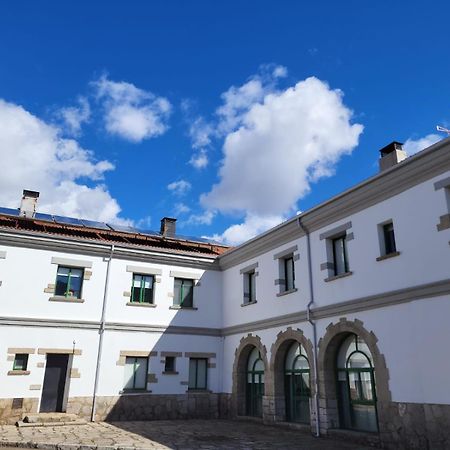 Albergue De Villamanin Bagian luar foto